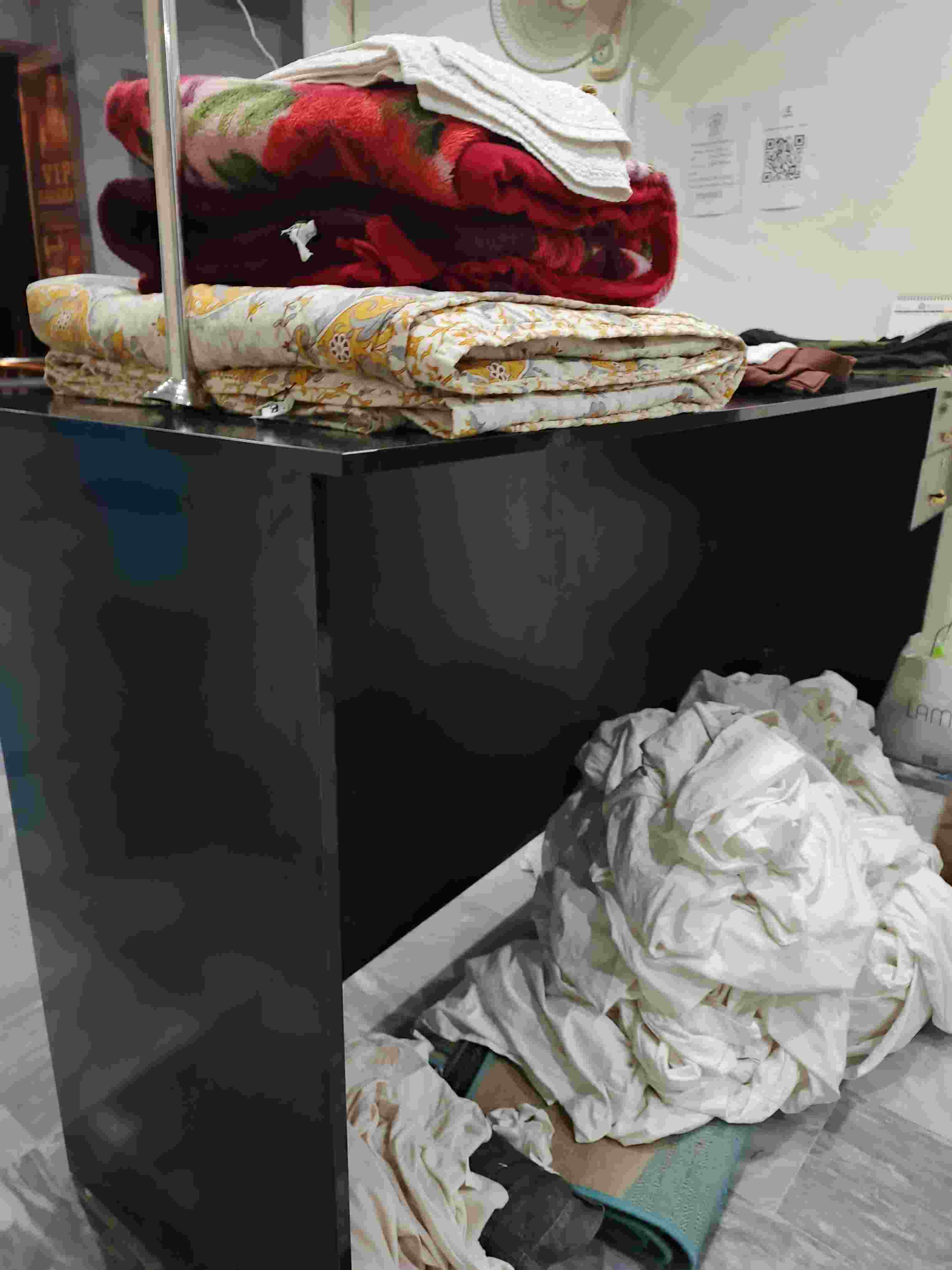 Star White Dry Cleaner and Laundry