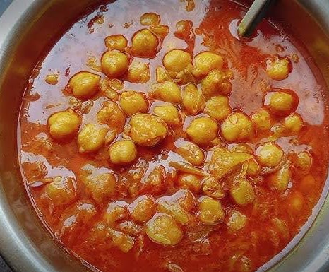 lahori Murg Channe & bong Paae