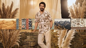 Paras Garments