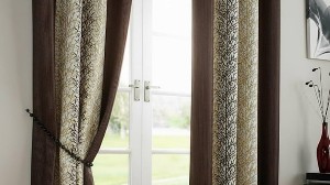 Luxury Bedding & Curtains 