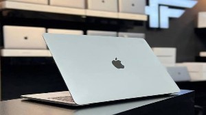 Ali apple