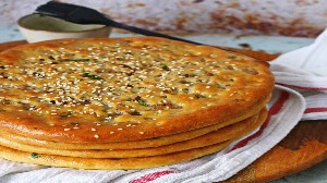 Abasia Variety Naan Center